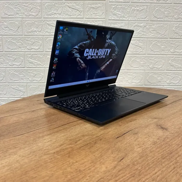 Ігровий ноутбук Б-клас HP Victus 16-d0013dx / 16.1" (1920x1080) IPS / Intel Core i7-9750H (6 (12) ядер по 2.6 - 4.5 GHz) / 8 GB DDR4 / 256 GB SSD / nVidia GeForce RTX 3050, 4 GB GDDR6, 128-bit / WebCam б/в - зображення 4