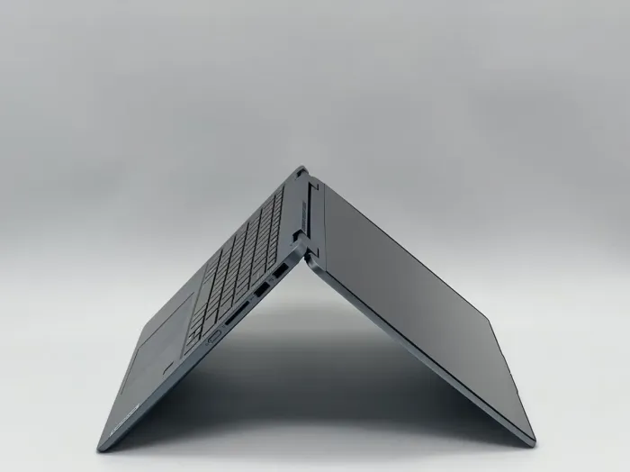 Ультрабук Lenovo Flex 7 14IRU8 / 14" (2240x1400) IPS Touch / Intel Core i7-1355U (10 (12) ядер по 3.7 - 5.0 GHz) / 16 GB DDR4 / 480 GB SSD / Intel Iris Xe Graphics / WebCam б/в - зображення 5