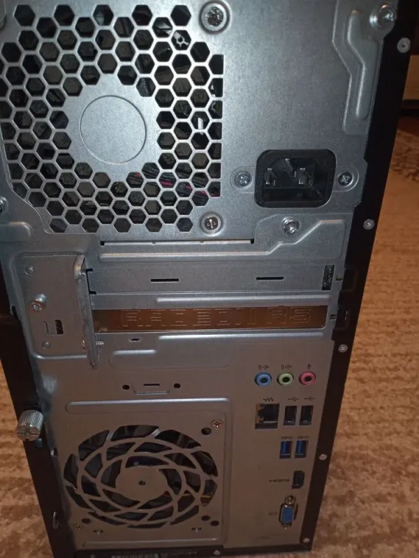 Ігровий ПК Б-клас HP Pavilion 570-p041ng Tower / AMD A10-9700 (4 ядра по 3.5 - 3.8 GHz) / 8 GB DDR4 / 256 GB SSD / AMD Radeon R5 M435, 2 GB GDDR5, 64-bit / Wi-Fi б/в - зображення 3