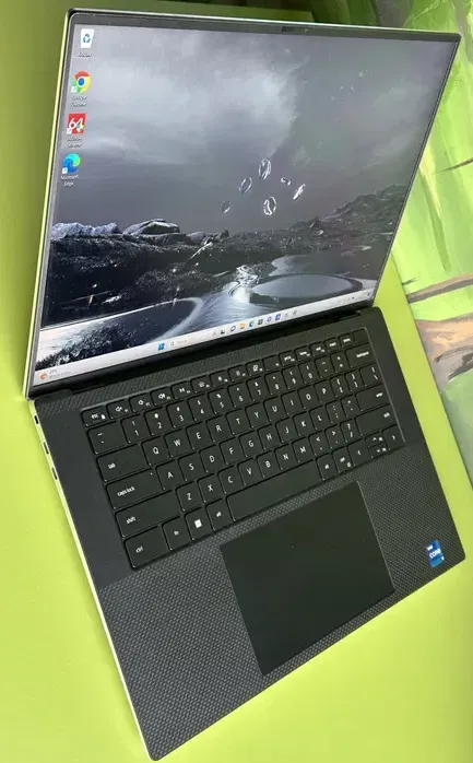 Ігровий ноутбук Dell XPS 15 9520 / 15.6" (1920x1200) IPS / Intel Core i7-12700H (14 (20) ядер по 3.5 - 4.7 GHz) / 16 GB DDR5 / 512 GB SSD / nVidia GeForce RTX 3050, 4 GB GDDR6, 128-bit / WebCam б/в - зображення 5