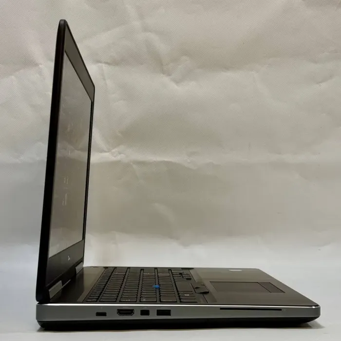 Мобільна робоча станція Б-клас Dell Precision 7510 / 15.6" (1920x1080) IPS / Intel Core i5-6300HQ (4 ядра по 2.3 - 3.2 GHz) / 32 GB DDR4 / 256 GB SSD + 500 GB HDD / AMD FirePro W5170M, 2 GB GDDR5, 128-bit / Windows 10 Pro б/в - зображення 5