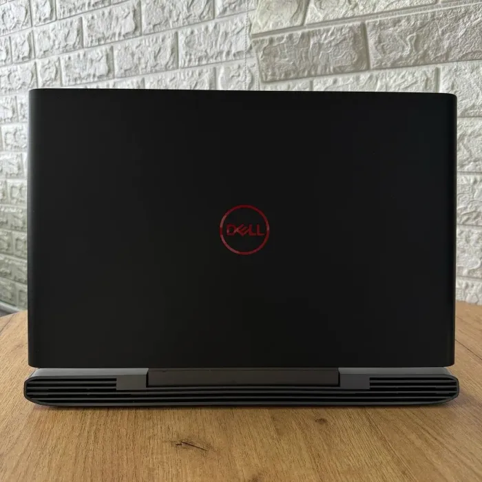 Ігровий ноутбук Б-клас Dell Inspiron 15 7577 / 15.6" (1920x1080) IPS / Intel Core i5-7300HQ (4 ядра по 2.5 - 3.5 GHz) / 16 GB DDR4 / 128 GB SSD + 1000 GB HDD / nVidia GeForce GTX 1060 Max-Q, 6 GB GDDR5, 192-bit / WebCam б/в - зображення 3