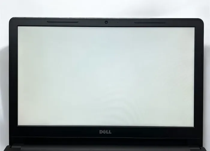 Ноутбук Dell Inspiron 15 5100 / 15.6" (1366x768) TN / Intel Core i5-7200U (2 (4) ядра по 2.5 - 3.1 GHz) / 8 GB DDR4 / 256 GB SSD / Intel HD Graphics 620 / WebCam б/в - зображення 9