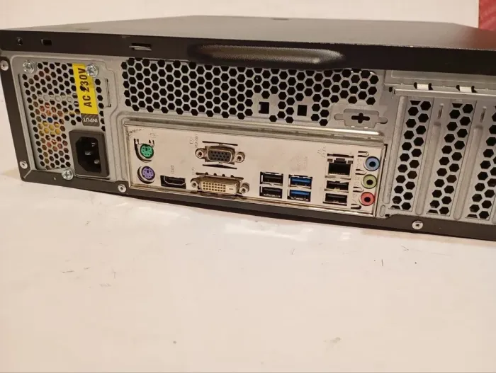 ПК Б-клас Antec VSK2000 SFF / Intel Core i5-4590 (4 ядра по 3.3 - 3.7 GHz) / 8 GB DDR3 / 120 GB SSD + 500 GB HDD / Intel HD Graphics 4600 б/в - зображення 4