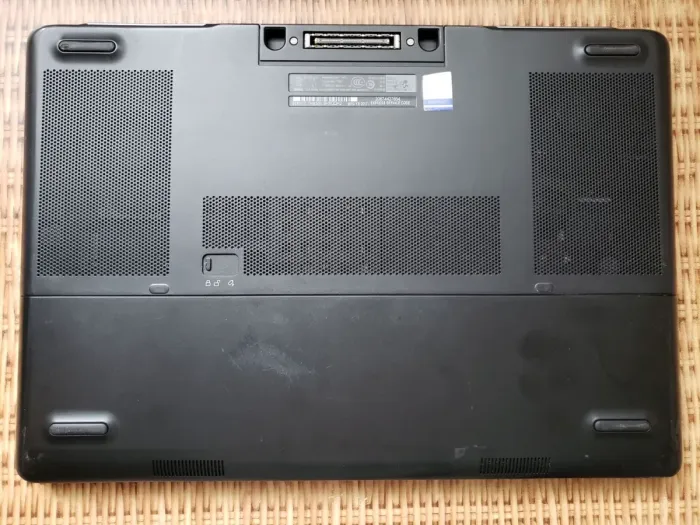 Мобільна робоча станція Б-клас Dell Precision 7520 / 15.6" (1920x1080) TN / Intel Core i7-6820HQ (4 (8) ядра по 2.7 - 3.6 GHz) / 32 GB DDR4 / 256 GB SSD M.2 + 750 GB HDD / nVidia Quadro M1200, 4 GB GDDR5, 128-bit / WebCam б/в - зображення 10