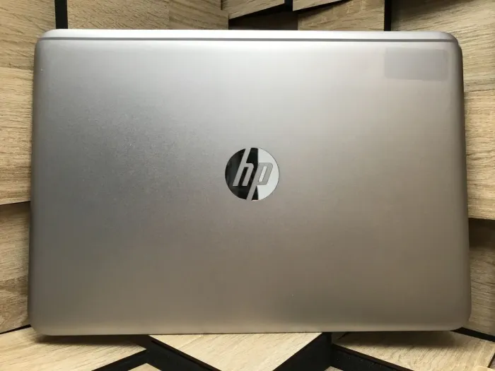 Ноутбук Б-клас HP EliteBook Folio 1040 G3 / 14" (2560x1440) IPS / Intel Core i5-6300U (2 (4) ядра по 2.4 - 3.0 GHz) / 16 GB DDR4 / 256 GB SSD / Intel HD Graphics 520 / WebCam / Windows 10 б/в - зображення 9