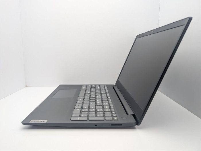 Ультрабук Lenovo IdeaPad 3 15IGL05 / 15.6" (1920x1080) TN / Intel Pentium Silver N5030 (4 ядра по 1.1 - 3.1 GHz) / 4 GB DDR4 / 120 GB SSD / Intel UHD Graphics 605 / WebCam б/в - зображення 5