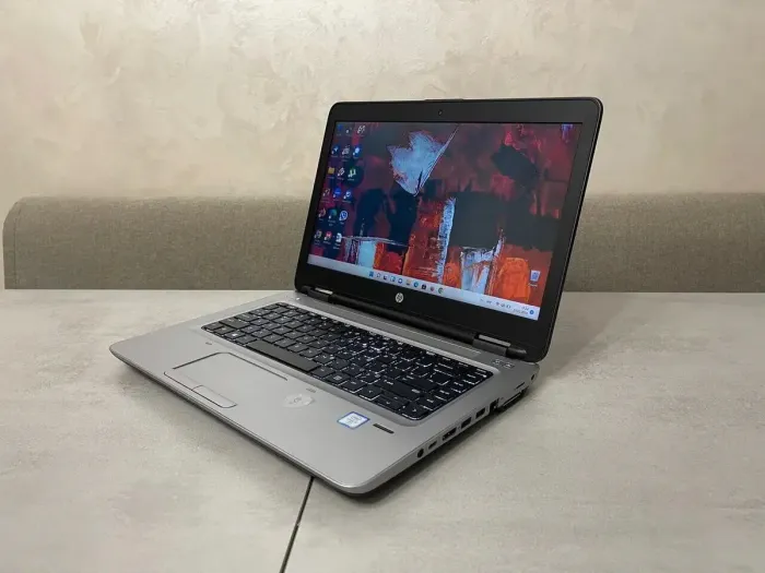 Ноутбук HP ProBook 640 G2 / 14" (1920x1080) TN / Intel Core i5-6300U (2 (4) ядра по 2.4 - 3.0 GHz) / 8 GB DDR4 / 256 GB SSD / Intel HD Graphics 520 / WebCam / DisplayPort б/в - зображення 4