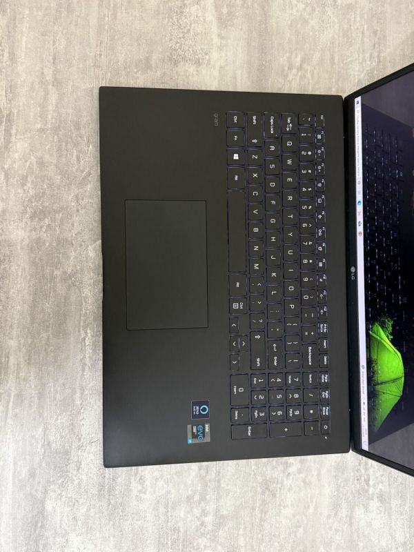 Ультрабук Б-клас LG Gram 17Z95P / 17" (2560x1600) IPS / Intel Core i7-1195G7 (4 (8) ядра по 2.9 - 5.0 GHz) / 16 GB DDR4 / 1000 GB SSD / Intel Iris Xe Graphics / WebCam / Win 11 Home б/в - изображение 9