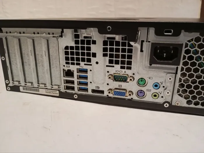 Комплект ПК Б-клас: HP Compaq Pro 6300 SFF / Intel Core i3-3220 (2 (4) ядра по 3.3 GHz) / 8 GB DDR3 / 500 GB HDD / Intel HD Graphics 2500 + Монітор LG Flatron W1943SS-PF / 19" (1366x768) TN / 1x VGA / VESA 100x100 б/в - зображення 5