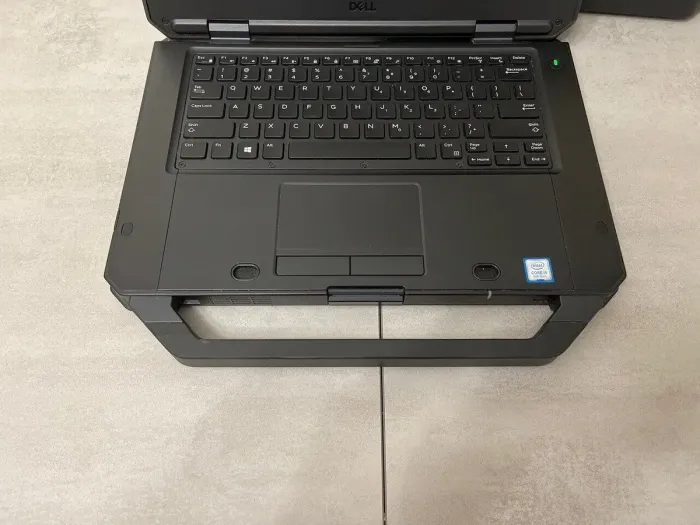 Захищений ноутбук Dell Latitude 5420 Rugged / 14" (1920x1080) IPS / Intel Core i5-8350U (4 (8) ядра по 1.7 - 3.6 GHz) / 16 GB DDR4 / 512 GB SSD M.2 / AMD Radeon RX 540, 2 GB GDDR5, 64-bit / WebCam / Два АКБ б/в - зображення 4