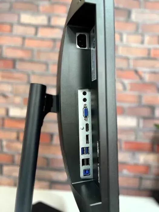 Монітор Samsung S24R652FDU / 24" (1920x1080) IPS / HDMI, DisplayPort, VGA, USB 3.0, Audio / VESA 100x100 б/в - зображення 4