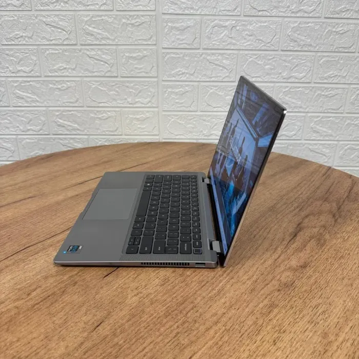 Ультрабук-трансформер Б-клас Dell Latitude 9420 2-in-1 / 14" (2560x1600) IPS Touch / Intel Core i7-1185G7 (4 (8) ядра по 3.0 - 4.8 GHz) / 16 GB DDR4 / 512 GB SSD NVMe / Intel Iris Xe Graphics / WebCam б/в - зображення 5