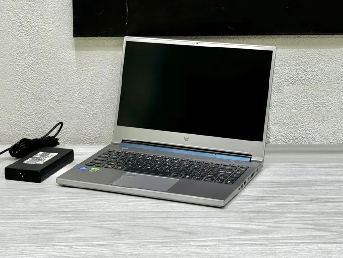 Ігровий ультрабук Acer Predator Triton 300 SE / 14" (1920x1080) IPS / Intel Core i7-11375H (4 (8) ядра по 3.0 - 5.0 GHz) / 16 GB DDR4 / 512 GB SSD M.2 / nVidia GeForce RTX 3050 Ti, 4 GB GDDR6, 128-bit / WebCam / Win 11 Pro б/в - зображення 4