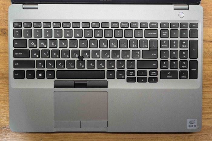 Мобільна робоча станція Dell Precision 3551 / 15,6" (1920x1080) IPS / Intel Core i9-10885H (8 (16) ядер по 2,4 - 5,3 ГГц) / 32 ГБ DDR4 / 1000 ГБ SSD / nVidia Quadro P620, 4 ГБ GDDR5, 128-біт / WebCam / Windows 10 б/в - изображение 3