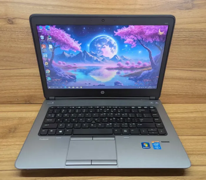 Ноутбук HP ProBook 640 G1 / 14" (1366x768) TN / Intel Core i5-4300M (2 (4) ядра по 2.6 - 3.3 GHz) / 8 GB DDR3 / 240 GB SSD / Intel HD Graphic 4600 / TouchID / WebCam / Windows 10 б/в - зображення 2