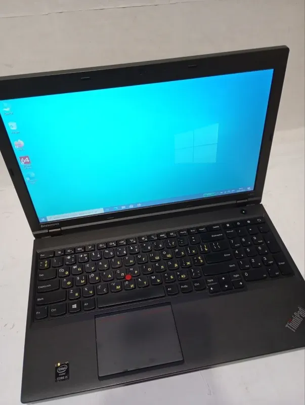Ноутбук Lenovo ThinkPad L540 / 15.6" (1366x768) TN / Intel Core i5-4200M (2 (4) ядра по 2.5 - 3.1 GHz) / 8 GB DDR3 / 240 GB SSD / Intel HD Graphics 4600 / DVD-RW б/в - зображення 2