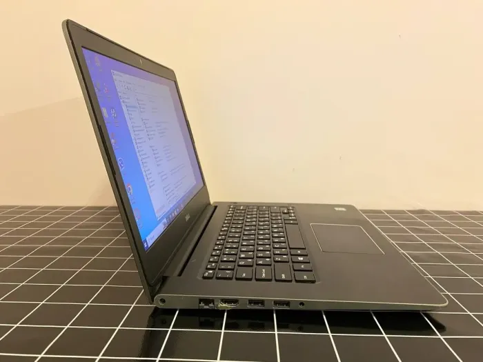 Ноутбук Б-класс Dell Vostro 5468 / 14" (1366x768) TN / Intel Core i3-7100U (2 (4) ядра по 2.4 GHz) / 8 GB DDR4 / 240 GB SSD / Intel HD Graphics 620 / WebCam / HDMI б/в - зображення 7