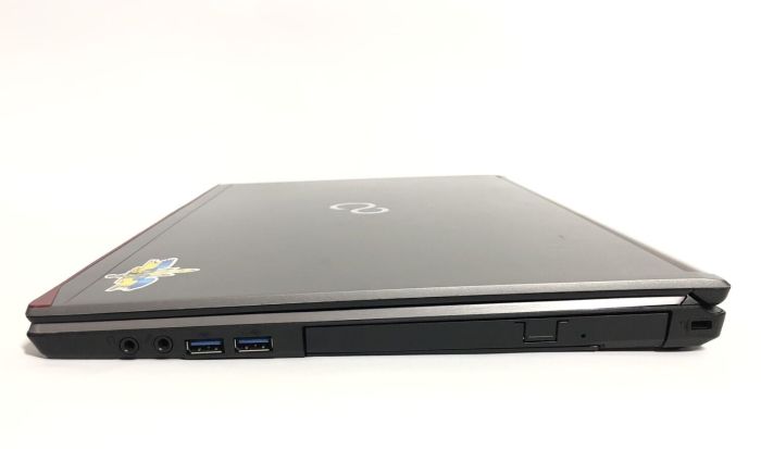 Ноутбук Б-клас Fujitsu LifeBook E753 / 15.6" (1920x1080) IPS / Intel Core i7-3632QM (4 (8) ядра по 2.2 - 3.2 GHz) / 8 GB DDR3 / 256 GB SSD / Intel HD Graphics 4000 / WebCam / DVD-ROM / Win 10 Pro б/в - зображення 5