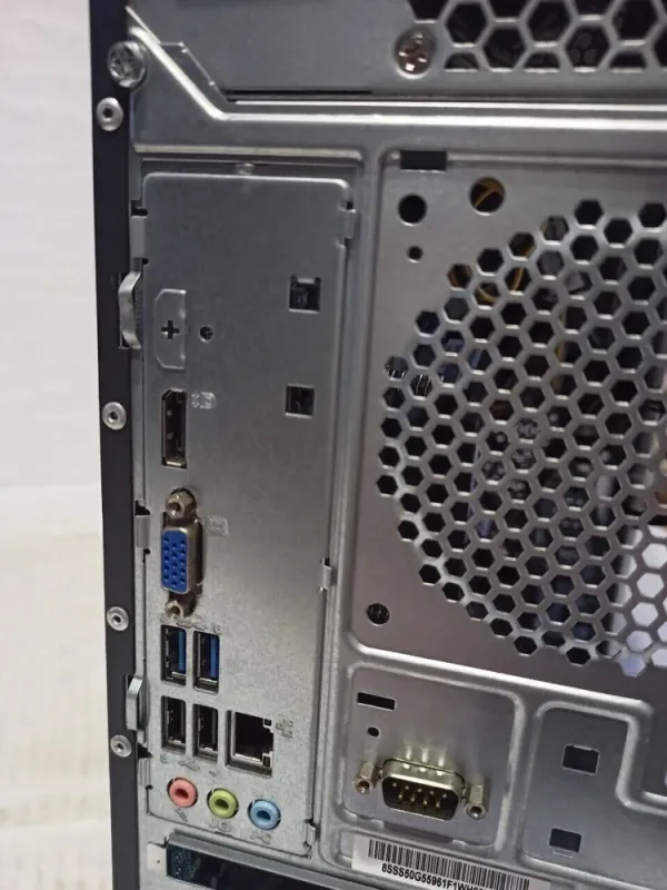 ПК Lenovo ThinkCentre E73 Tower / Intel Core i3-4170 (2 (4) ядра по 3.7 GHz) / 8 GB DDR3 / 120 GB SSD / Intel HD Graphics 4400 / DVD-RW б/в - зображення 3