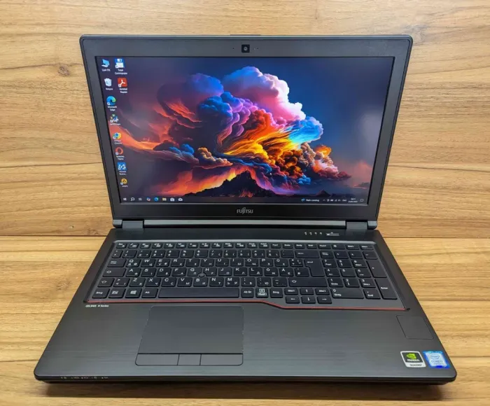 Мобільна робоча станція Б-клас Fujitsu Celsius H780 / 15.6" (1920x1080) IPS / Intel Core i7-8750H (6 (12) ядер по 2.2 - 4.1 GHz) / 32 GB DDR4 / 512 GB SSD / nVidia Quadro P600, 4 GB GDDR5, 128-bit / HDMI / 4G / Windows 10 б/в - зображення 2