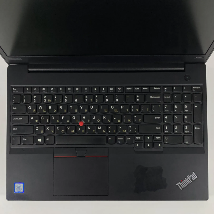Ноутбук Lenovo ThinkPad E580 / 15.6" (1366x768) TN / Intel Core i5-8250U (4 (8) ядра по 1.6 - 3.4 GHz) / 16 GB DDR4 / 256 GB SSD / Intel HD Graphics 620 / WebCam / HDMI б/в - зображення 3