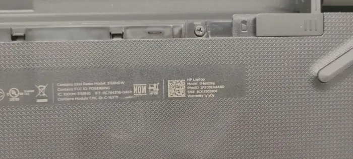 Ноутбук Б-клас HP 17-bs520ng / 17.3" (1600x900) SVA / Intel Celeron N3060 (2 ядра по 1.6 - 2.48 GHz) / 4 GB DDR3 / 120 GB SSD / Intel HD Graphics 400 / WebCam б/в - зображення 8