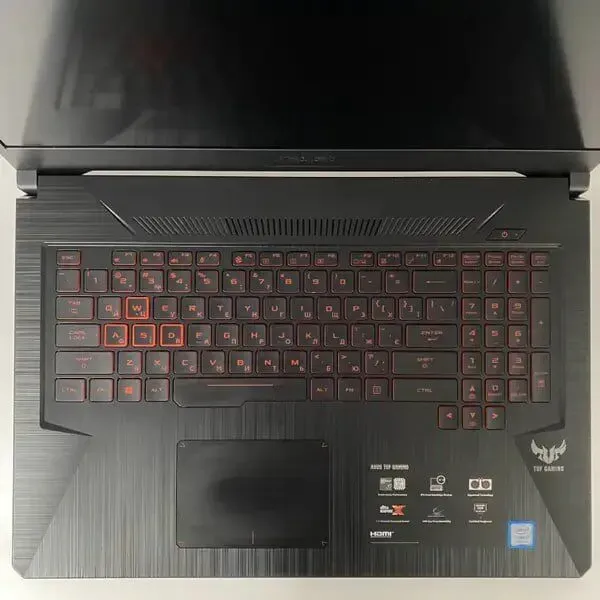 Ігровий ноутбук Asus TUF Gaming / 17.3" (1920x1080) IPS / Intel Core i7-8750H (6 (12) ядер по 2.2 - 4.1 GHz) / 16 GB DDR4 / 512 GB SSD / nVidia GeForce GTX 1060, 3 GB GDDR5, 192-bit / WebCam / HDMI б/в - зображення 3
