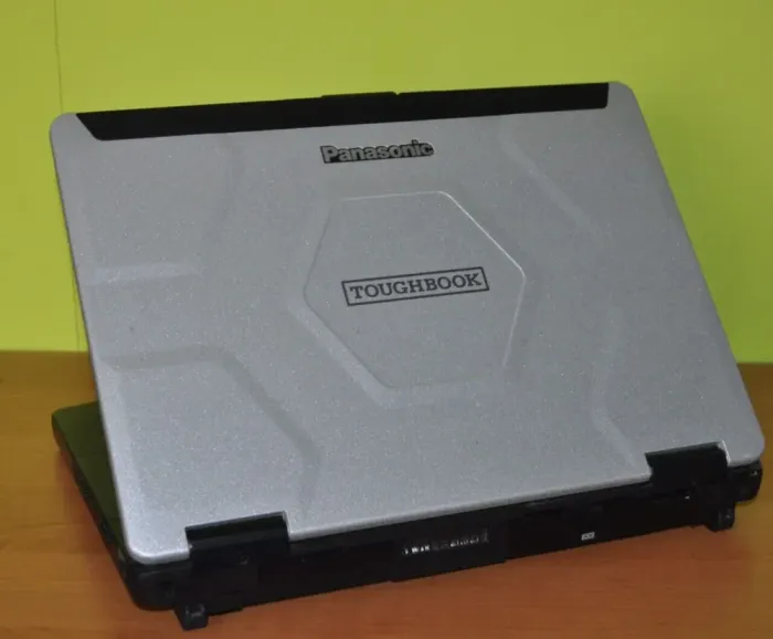 Захищений ноутбук Panasonic Toughbook CF-54 / 14" (1366x768) TN / Intel Core i5-7300U (2 (4) ядра по 2.6 - 3.5 GHz) / 16 GB DDR3 / 240 GB SSD / Intel HD Graphics 620 / Wi-Fi / Bluetooth / Windows 11 Pro б/в - зображення 13