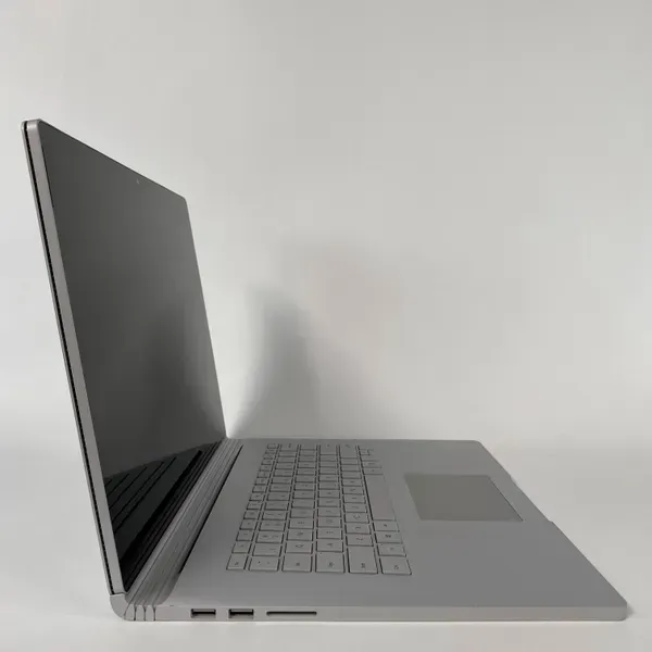 Ноутбук-трансформер Б-клас Microsoft Surface Book 2 / 15" (3240x2160) IPS Touch / Intel Core i7-8650U (4 (8) ядра по 1.9 - 4.2 GHz) / 16 GB DDR3 / 512 GB SSD / nVidia GeForce GTX 1060, 6 GB GDDR5, 192-bit / WebCam / SD Card Reader б/в - зображення 4