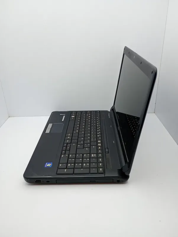 Ноутбук Fujitsu Lifebook AH530 / 15.6" (1366x768) TN / Intel Core i5-520M (2 (4) ядра по 2.4 - 2.93 GHz) / 6 GB DDR3 / 500 GB HDD / Intel HD Graphics 2000 / WebCam б/в - зображення 6