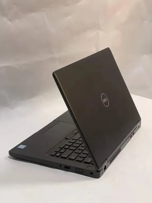 Ультрабук Б-клас Dell Latitude 5480 / 14" (1920x1080) IPS Touch / Intel Core i5-7300U (2 (4) ядра по 2.6 - 3.5 GHz) / 8 GB DDR4 / 256 GB SSD / Intel HD Graphic 620 / WebCam / Windows 10 Pro б/в - зображення 8