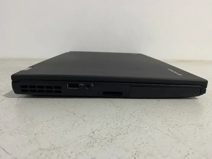 Ноутбук Lenovo ThinkPad T420s / 14" (1600x900) TN / Intel Core i7-2620M (2 (4) ядра по 2.7 - 3.4 GHz) / 8 GB DDR3 / 192 GB SSD / nVidia NVS 4200M, 1 GB GDDR3, 64-bit / WebCam / DVD-ROM б/в - зображення 3