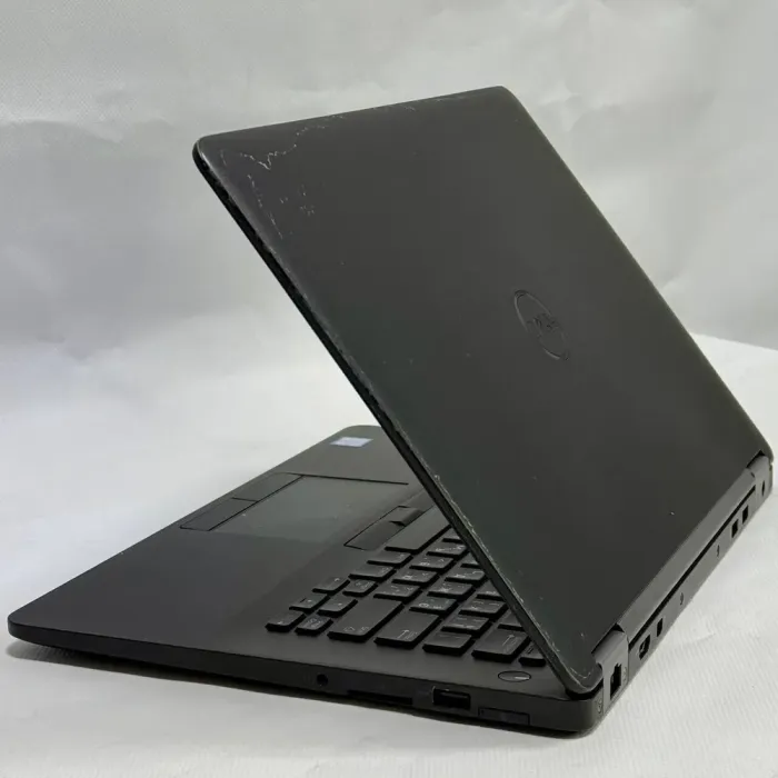 Ультрабук Б-клас Dell Latitude E7470 / 14" (1366x768) TN / Intel Core i5-6300U (2 (4) ядра по 2.4 - 3.0 GHz) / 8 GB DDR4 / 128 GB SSD / Intel HD Graphics 520 / WebCam / Windows 10 Pro б/в - зображення 8