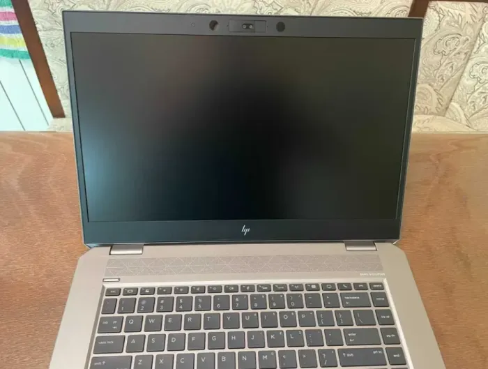 Робоча станція HP Zbook 15 G5 / 15,6" (1920x1080) IPS / Intel Core i7-8850H (6 (12) ядра по 2,6 - 4,3 ГГц) / 16 ГБ DDR4 / 256 ГБ SSD / nVidia Quadro P1000, 4 ГБ GDDR5, 128-біт / WebCam б/в - зображення 5