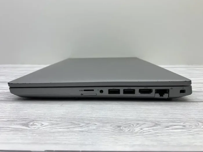 Ультрабук Б-клас Dell Latitude 5411 / 14" (1920x1080) IPS / Intel Core i5-10400H (4 (8) ядра по 2.6 - 4.6 GHz) / 16 GB DDR4 / 240 GB SSD / Intel UHD Graphics / WebCam б/в - зображення 4