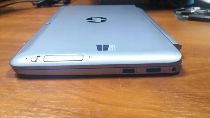 Ноутбук-трансформер HP Elite x2 1011 G1 / 11.6" (1920x1080) IPS Touch / Intel Core M-5Y71 (2 (4) ядра по 1.2 - 2.9 GHz) / 8 GB DDR3 / 256 GB SSD / Intel HD Graphics 5300 / WebCam / Дві батареї б/в - зображення 10