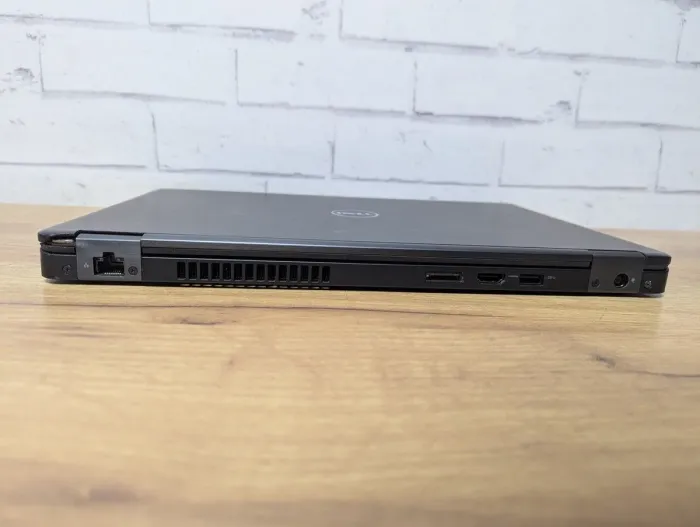 Ультрабук Б-клас Dell Latitude 5480 / 14" (1920x1080) TN / Intel Core i5-6300U (2 (4) ядра по 2.4 - 3.0 GHz) / 8 GB DDR4 / 128 GB SSD / Intel HD Graphic 520 / WebCam / HDMI б/в - зображення 9