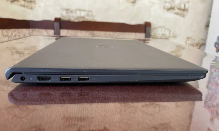 Ультрабук Dell Inspiron 3511 / 15.6" (1920x1080) IPS / Intel Core i5-1135G7 (4 (8) ядра по 2.4 - 4.2 GHz) / 8 GB DDR4 / 256 GB SSD (NVMe PCIe) / Intel Iris Xe Graphics / WebCam б/в - зображення 6