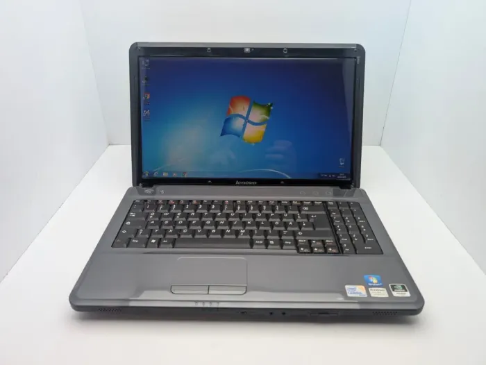 Ноутбук Lenovo G550 / 15.6" (1366x768) TN / Intel Core 2 Duo T6600 (2 ядра по 2.2 GHz) / 6 GB DDR3 / 500 GB HDD / nVidia GeForce G210M, 512 MB GDDR3, 64-bit / WebCam б/в - зображення 2