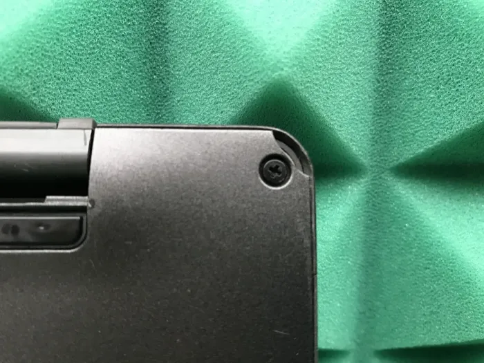 Ультрабук Б-клас Dell Latitude 7400 / 14" IPS / Core i5-8365U (4(8) ядра по 1.6-4.1GHz) / 8GB DDR4 / 256GB SSD M.2 / UHD Graphics 620 / WebCam / USB 3.1 / HDMI / Win 10 б/в - зображення 10