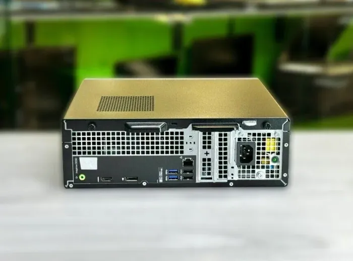 ПК Dell Inspiron 3030s SFF / Intel Core i3-12100 (4 (8) ядра по 3.3 - 4.3 GHz) / 8 GB DDR5 / 512 GB SSD M.2 / Intel UHD Graphics 730 / Win 11 Pro б/в - зображення 4