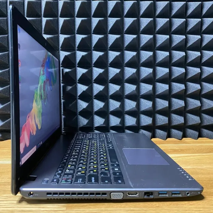 Ноутбук Б-клас Asus F550J / 15.6" (1920x1080) TN / Intel Core i5-4200H (2 (4) ядра по 2.8 - 3.4 GHz) / 12 GB DDR3 / 120 GB SSD / nVidia GeForce GTX 850M, 2 GB GDDR3, 128-bit / WebCam / DVD-ROM б/в - зображення 5