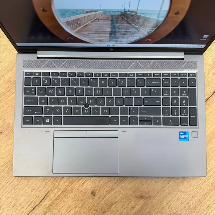 Ультрабук HP ZBook Firefly 15 G8 / 15.6" (1920x1080) IPS / Intel Core i7-1185G7 (4 (8) ядра по 1.2 - 4.8 GHz) / 16 GB DDR4 / 512 GB SSD NVMe / Intel Iris Xe Graphics / WebCam б/в - зображення 7