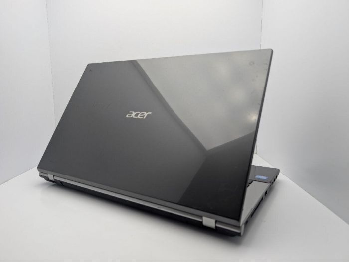 Ноутбук Acer Aspire V3-771 / 17.3" (1600x900) TN / Intel Core i3-2328M (2 (4) ядра по 2.2 GHz) / 6 GB DDR3 / 1000 GB HDD / Intel HD Graphics 3000 / WebCam / DVD-ROM б/в - зображення 8