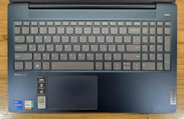 Ноутбук Lenovo IdeaPad 5 15IAL 7 / 15.6" (1920x1080) IPS / Intel Core i7-1255U (10 (12) ядер по 3.5 - 4.7 GHz) / 16 GB DDR4 / 1000 GB SSD / Intel Iris Xe Graphics eligible / WebCam / Windows 11 б/в - зображення 3