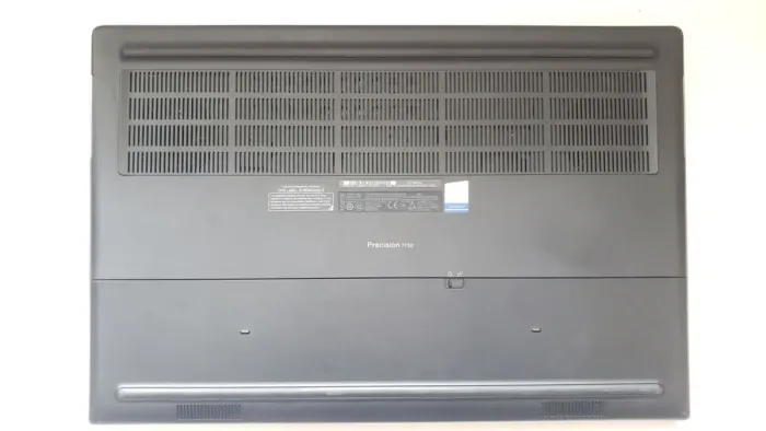 Мобільна робоча станція Dell Precision 7730 / 17,3" (1920x1080) IPS / Intel Core i7-8850H (6 (12) ядра по 2,6 - 4,3 ГГц) / 32 ГБ DDR4 / 128 ГБ SSD + 1000 ГБ SSD / nVidia Quadro P5200, 16 ГБ GDDR5, 256-біт / WebCam б/в - зображення 8