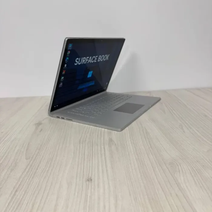 Ігровий ультрабук-трансформер Б-клас Microsoft Surface Book 3 / 15.0" (3240x2160) IPS Touch / Intel Core i7-1065G7 (4 (8) ядра по 1.3 - 3.9 GHz) / 32 GB DDR4 / 1000 GB SSD NVMe / nVidia GeForce GTX 1660 Ti Max-Q, 6 GB GDDR6, 192-bit / WebCam б/в - зображення 4