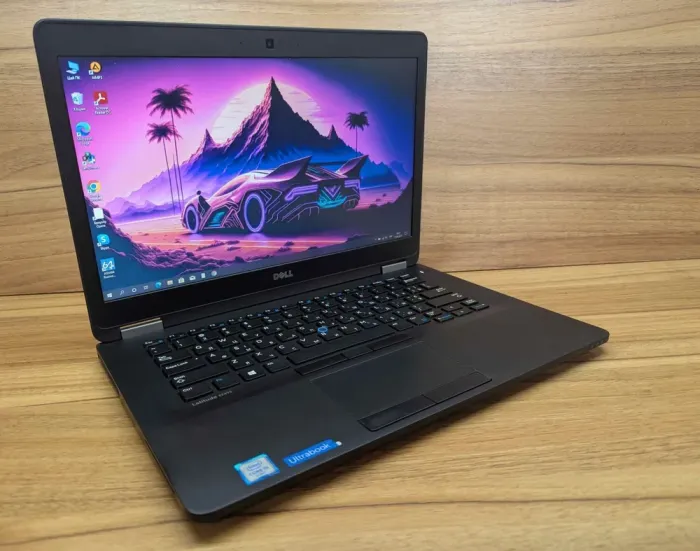 Ультрабук Dell Latitude E7470 / 14" (1600x900) TN / Intel Core i5-6300U (2 (4) ядра по 2.4 - 3.0 GHz) / 8 GB DDR4 / 240 GB SSD / Intel HD Graphics 520 / HDMI / WebCam / Windows 10 б/в - зображення 4