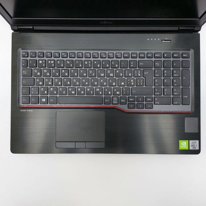 Мобільна робоча станція Fujitsu Celsius H7510 / 15.6" (1920x1080) IPS / Intel Core i7-10850H (6 (12) ядер по 2.7 - 5.1 GHz) / 32 GB DDR4 / 512 GB SSD M.2 / nVidia Quadro T1000, 4 GB GDDR6, 128-bit / WebCam б/в - зображення 7